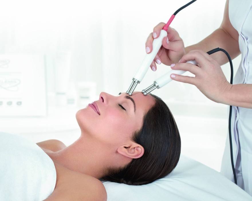 Elemis Biotec micro current treatment 8